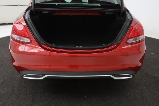 Mercedes-Benz C-KLASSE 200 CDI Avantgarde | Adaptive cruise | Stoelverwarming | Carplay | Park Assist | Half leder | Navigatie | Dodehoek detectie | Climate control