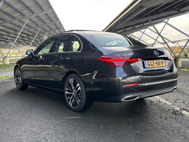 Mercedes-Benz C-KLASSE 180 Luxury Line | Panoramadak | Apple Carplay/Android Auto | Memory stoelen | Sfeerverlichting | Stoelverwarming | Parkeercamera |