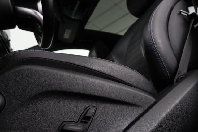 Mercedes-Benz C-KLASSE 300e AMG Limited | Panoramadak | Stoelverwarming | 360 camera | Matrix LED | Carplay | Trekhaak | Leder/Alcantara | Climate control