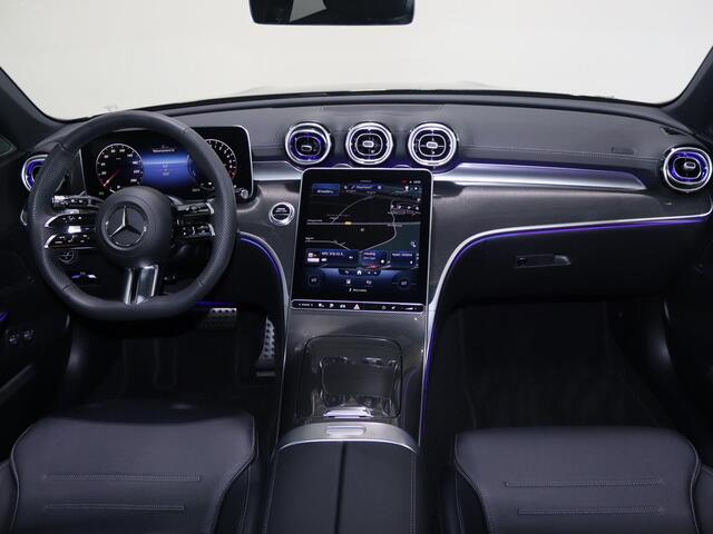 Mercedes-Benz C-KLASSE Estate 300 e AMG Line Night | Grafietgrijs/leder zwart | Dodehoekassistent | Panoramaschuifdak | Smartphone integratie | 18" Vijfspaaks lichtmetalen AMG-velgen