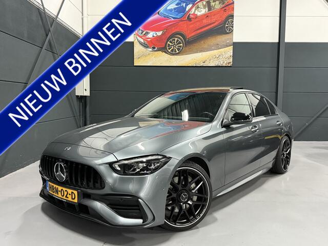 Mercedes-Benz C-KLASSE 180 AMG Line Automaat - Leder - Navigatie - Camera - Panoramadak - Full Option - Nieuwstaat - 1e Eigenaar