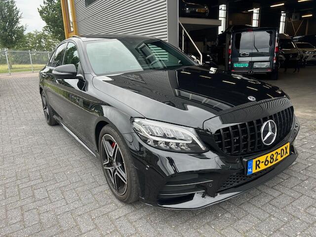 Mercedes-Benz C-KLASSE 180 Advantage Pack AMG -Line Panorama