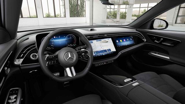 Mercedes-Benz C-KLASSE 180 Business Solution AMG | Panoramaschuifdak | Night | 19 inch LM Velgen | Trekhaak | 360 Camera | Memory Elek. stoelen
