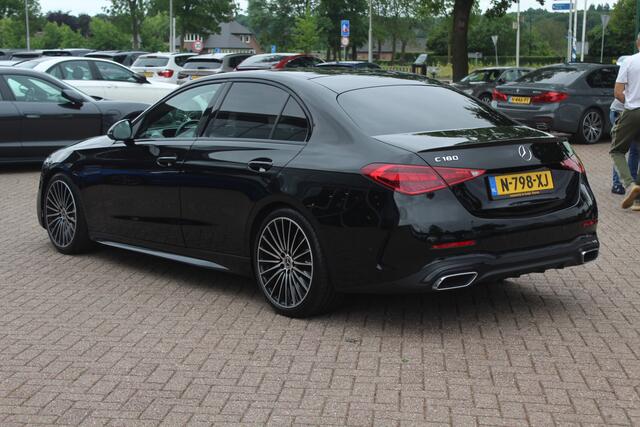 Mercedes-Benz C-KLASSE 180 AMG Line / Camera / Leder&Alcantara / 18'' / Navigatie / DAB / Dodehoek / Stoelverwarming / Cruise Control