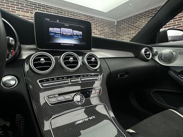 Mercedes-Benz C-KLASSE Coupé AMG 63 S Carbon Pakket Panorama Kuipstoel Head