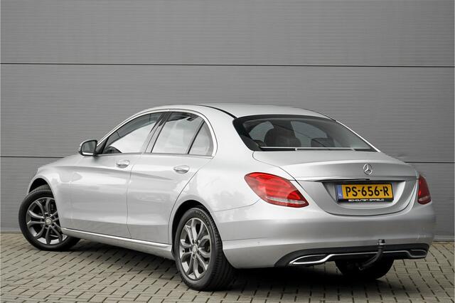 Mercedes-Benz C-KLASSE 180 Avantgarde Burmester Navi Camera Trekhaak