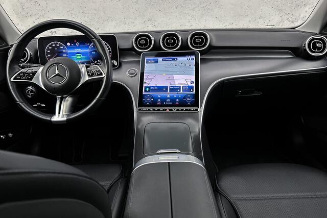 Mercedes-Benz C-KLASSE 300 e AMG Line Limited | Pano | Camera | Lederen bekleding | Stoelverwarming