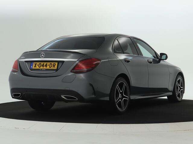 Mercedes-Benz C-KLASSE 300 e AMG Plug-In Hybride AMG Line | Night Pakket | Digitaal Dashboard | Dodehoek Assist | Led koplampen | 360° camera. Inclusief 24 maanden MB Certified garantie voor Europa.