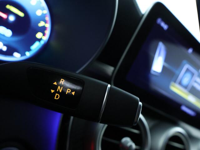 Mercedes-Benz C-KLASSE 300 e AMG Plug-In Hybride AMG Line | Night Pakket | Digitaal Dashboard | Dodehoek Assist | Led koplampen | 360° camera. Inclusief 24 maanden MB Certified garantie voor Europa.