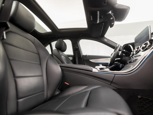 Mercedes-Benz C-KLASSE 180 AMG Sport 157Pk Automaat (PANORAMADAK, GROOT NAVI, 360 CAMERA, STOELVERWARMING, ELEK SPORTSTOELEN, LEDER, SFEERVERLICHTING, CRUISE, NIEUWE APK, NIEUWSTAAT)