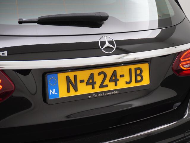Mercedes-Benz C-KLASSE Estate C 300 d Estate AMG line | Distronic LED Trekhaak
