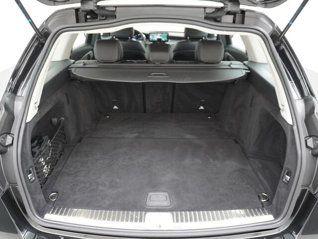 Mercedes-Benz C-KLASSE Estate C 300 d Estate AMG line | Distronic LED Trekhaak