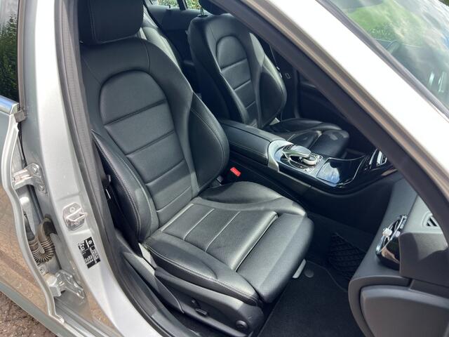 Mercedes-Benz C-KLASSE C 180 Aut. AMG int + ext