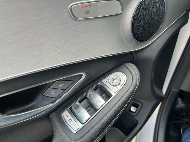Mercedes-Benz C-KLASSE C 180 Aut. AMG int + ext