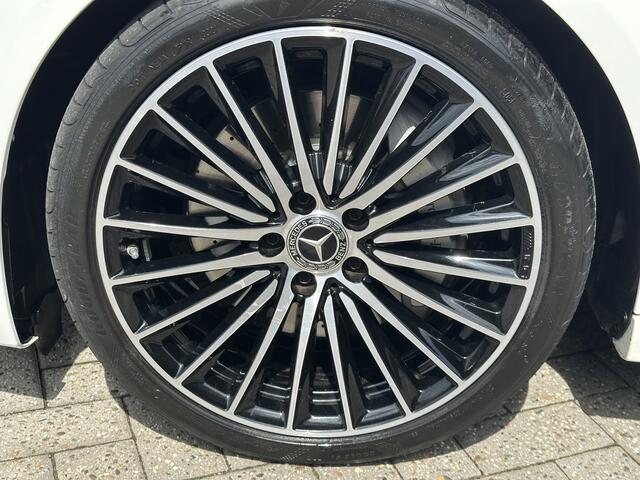 Mercedes-Benz C-KLASSE 200 AMG Line Pano-Dak | Burmester | HUD | Digital Light | Keyless