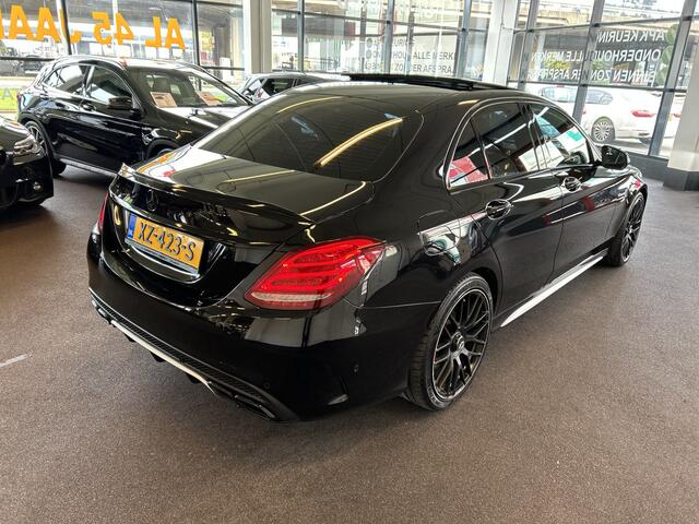 Mercedes-Benz C-KLASSE AMG C63 S 510PK | Panoramadak | Dealer onderhouden | Burmester | Lederen/Alcantara bekleding | 19''INCH | Fabrieks-af kleppensysteem | Adaptief onderstel | Cruise control | Climate control | Stoelverwarming | Navigatie | Full LED