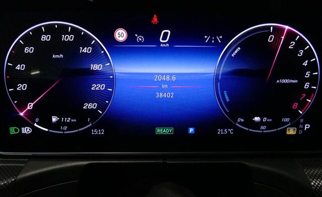 Mercedes-Benz C-KLASSE 300 e AMG Line / C63s AMG Diffuser / Panamericana Grill / Panoramadak / Elektr. verstelbare voorstoelen + memory / Head-up Display / Ambienteverlichting Premium / Stoelverwarming / Apple Carplay - Android Auto / Rondomzichtcamera / 20'' LMV / LED High Per