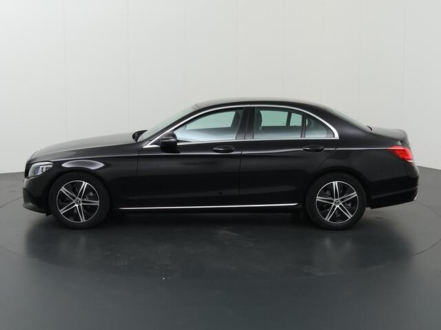 Mercedes-Benz C-KLASSE 200 Business Solution Plus Upgrade Edition | Trekhaak | Multibeam | AGILITY Control | Widescreen | Stoelverwarming |