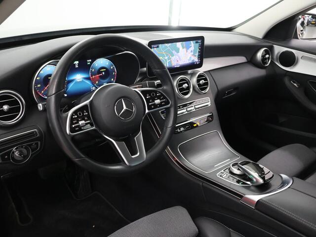 Mercedes-Benz C-KLASSE 200 Business Solution Plus Upgrade Edition | Trekhaak | Multibeam | AGILITY Control | Widescreen | Stoelverwarming |