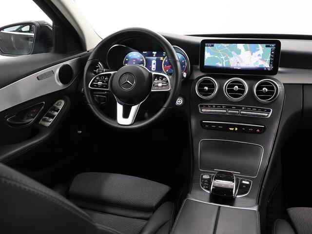 Mercedes-Benz C-KLASSE 200 Business Solution Plus Upgrade Edition | Trekhaak | Multibeam | AGILITY Control | Widescreen | Stoelverwarming |