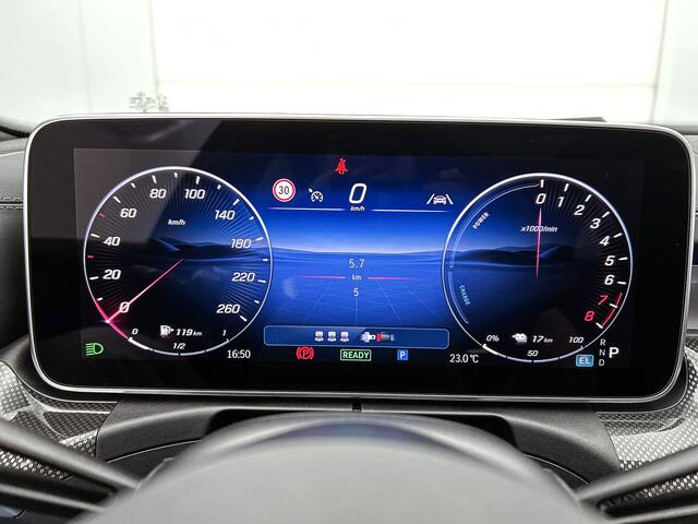 Mercedes-Benz C-KLASSE Estate 300 e Business Solution AMG | Trekhaak | Comfortpakket Plus | Nightpakket | Middenconsole metaalstructuur | Panoramaschuifdak | Parkeerpakket met 360°-camera |