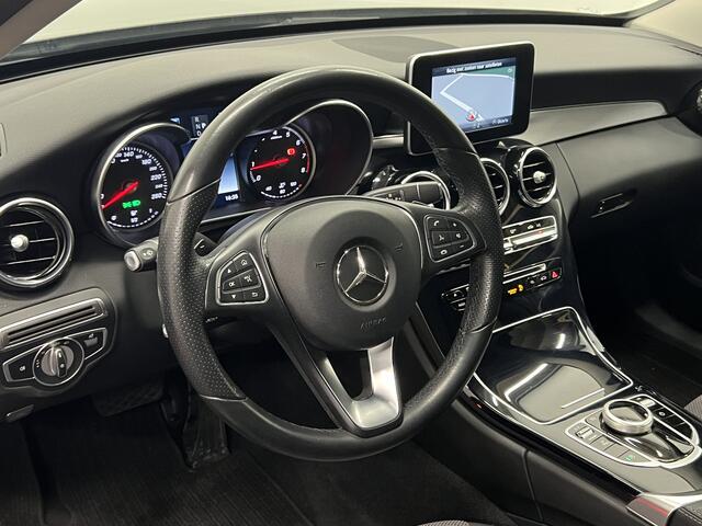 Mercedes-Benz C-KLASSE 180 Premium | NAVIGATIE | TREKHAAK | PARKEERSENSOREN | CRUISE CONTROL |