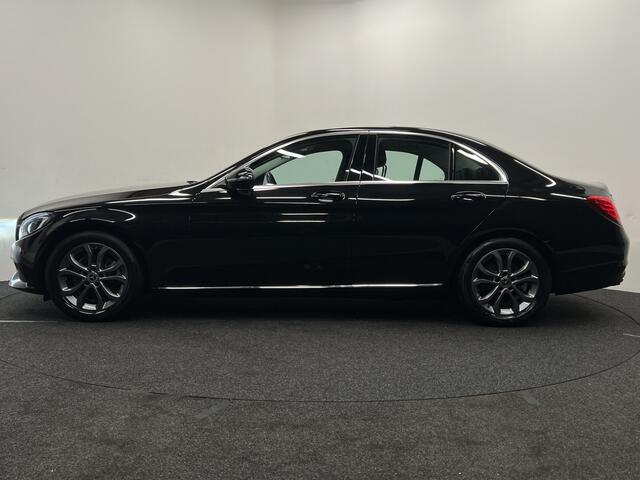 Mercedes-Benz C-KLASSE 180 Premium | NAVIGATIE | TREKHAAK | PARKEERSENSOREN | CRUISE CONTROL |