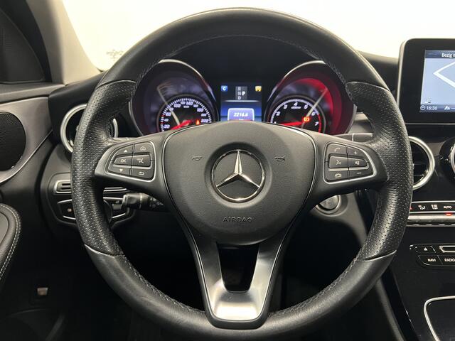 Mercedes-Benz C-KLASSE 180 Premium | NAVIGATIE | TREKHAAK | PARKEERSENSOREN | CRUISE CONTROL |
