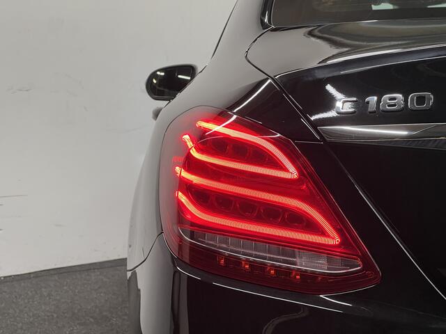 Mercedes-Benz C-KLASSE 180 Premium | NAVIGATIE | TREKHAAK | PARKEERSENSOREN | CRUISE CONTROL |