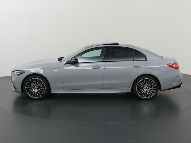 Mercedes-Benz C-KLASSE 300e Business Solution AMG | Panoramaschuifdak | DIGITAL LIGHT | Nightpakket | 19" multispaaks Velgen | 360° camera | Dodehoekassistent |