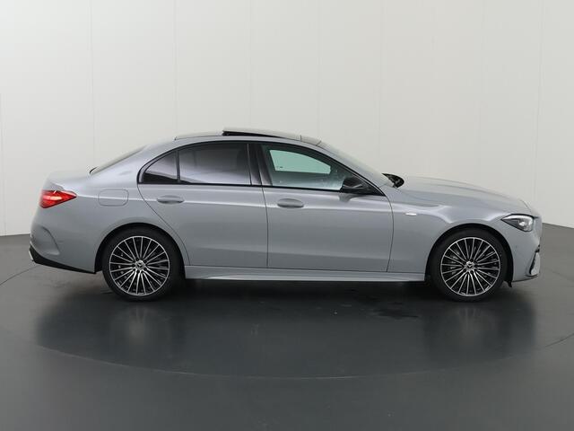 Mercedes-Benz C-KLASSE 300e Business Solution AMG | Panoramaschuifdak | DIGITAL LIGHT | Nightpakket | 19" multispaaks Velgen | 360° camera | Dodehoekassistent |