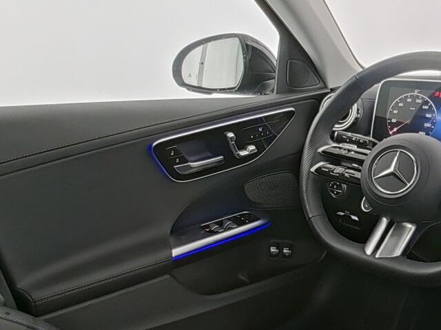 Mercedes-Benz C-KLASSE Estate 300 e Plug-In Hybride AMG Nightpakket | Trekhaak | Panoramadak | Memory | Stuur en Stoelverwarming | Dode Hoek Ass | Car Play | Inclusief 24 maanden Mercedes-Benz Certified garantie voor Europa.