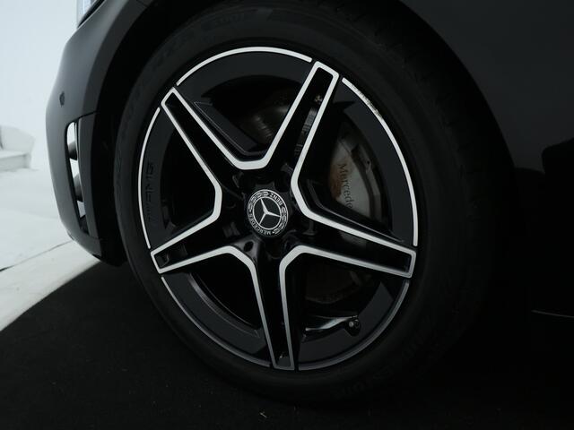 Mercedes-Benz C-KLASSE Estate 180 Business Solution AMG AMG Styling | Panoramadak | Sfeerverlichting | Nightpakket Inclusief 24 maanden MB Certified garantie voor Europa.