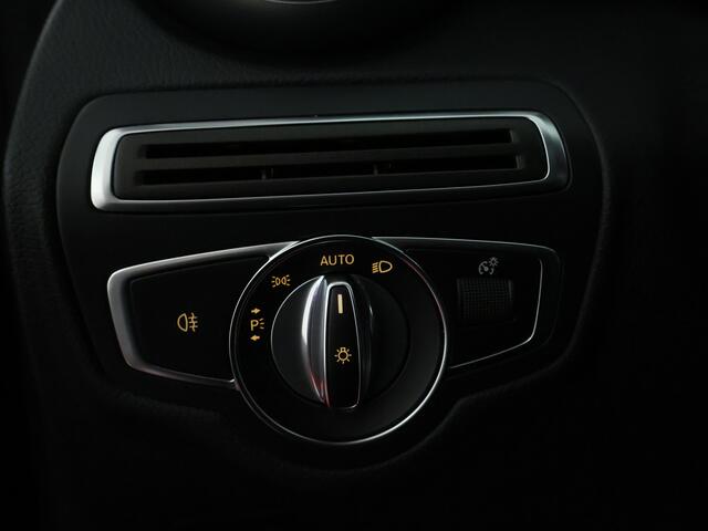 Mercedes-Benz C-KLASSE Estate 180 Business Solution AMG AMG Styling | Panoramadak | Sfeerverlichting | Nightpakket Inclusief 24 maanden MB Certified garantie voor Europa.