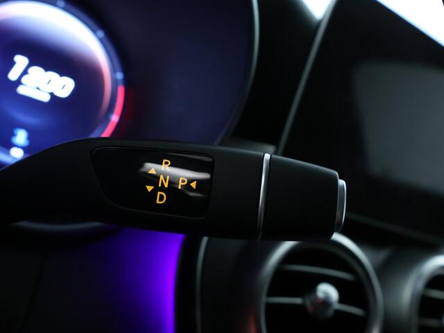 Mercedes-Benz C-KLASSE 180 Business Solution AMG AMG Line | Night Pakket | Panorama Schuif-Kanteldak. Inclusief 24 maanden Mercedes-Benz Certified garantie voor Europa.