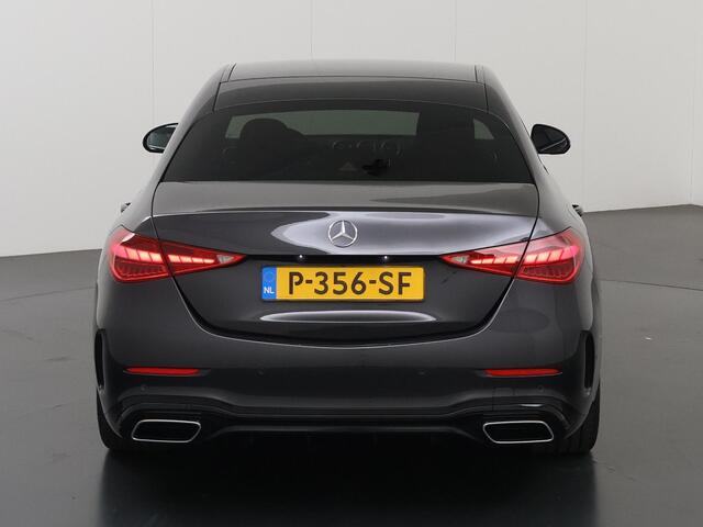 Mercedes-Benz C-KLASSE 180 AMG Line | Night | 19" multispaaks lichtmetalen velgen | Achteruitrijcamera | Stoelverwarming | Sfeerverlichting |