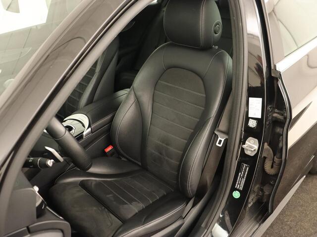Mercedes-Benz C-KLASSE 300 e | Achteruitrijcamera | Airco | Navigatie | LED koplampen | Carplay | Stoelverwarming | Cruise Control Adaptief | Burmester Surround | LMV 18