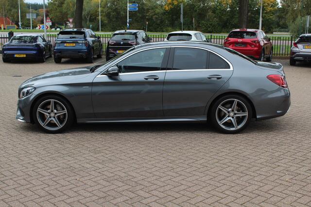 Mercedes-Benz C-KLASSE 180 AMG Sport Edition / Leder / Navigatie / Parkeerhulp / 18'' / Bluetooth / Cruise Control