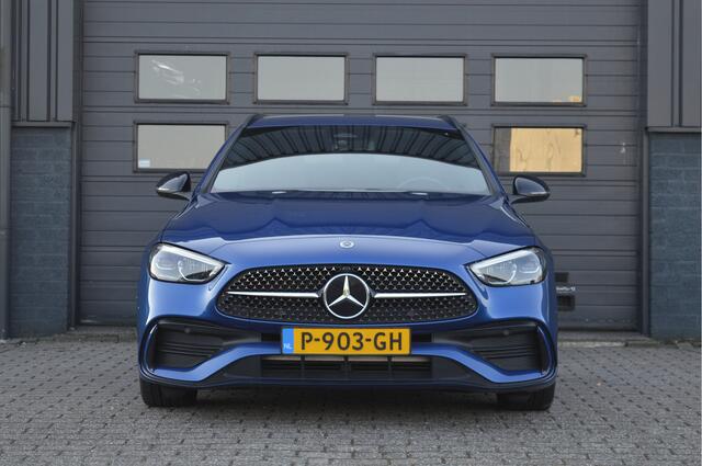 Mercedes-Benz C-KLASSE Estate 180 AMG Line | CAMERA | SFEERVERLICHTING | CARPLAY |