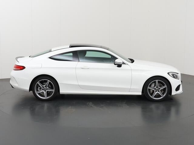 Mercedes-Benz C-KLASSE Coupé 180 Premium Plus | AMG | Panoramadak | Memory | Sfeerverlichting | Stoelverwarming |