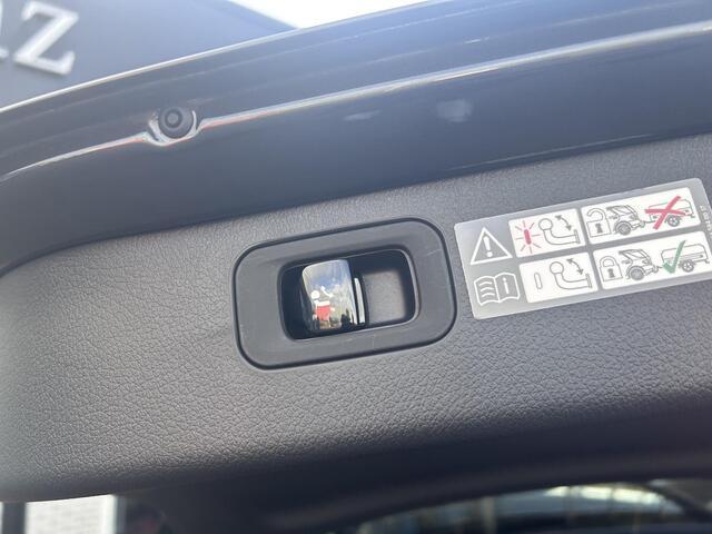 Mercedes-Benz C-KLASSE Estate 300 e Business Solution AMG