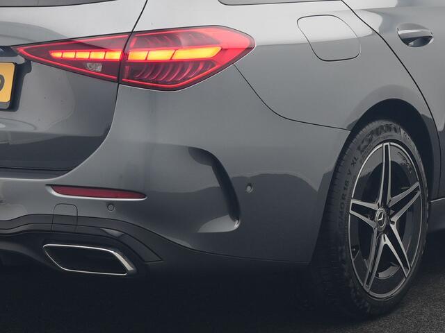 Mercedes-Benz C-KLASSE Estate 300 e AMG Line NIEUW MODEL Plug In Hybrid 313pk Dealer O.H PHEV | Adaptive Cruise | Camera | Alcantara Sportstoelen Verwarmd | Sfeerverlichting | Virtual | Blis | Navigatie | DAB |