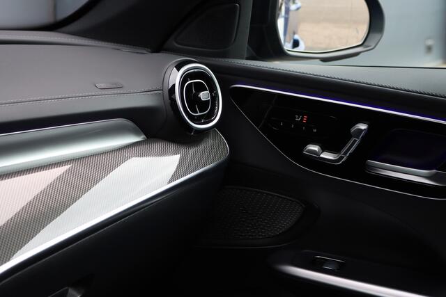 Mercedes-Benz C-KLASSE Estate 300 e AMG Line | Panoramadak | Memory | Distronic | Trekhaak | Night Pakket | Dodehoekassistent | Camera | Sfeerverlichting |