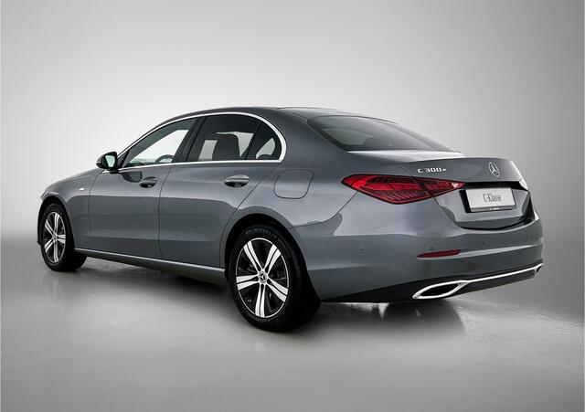 Mercedes-Benz C-KLASSE 300 e Business Solution | Trekhaak | Warmtewerend, donkergetint glas achter | Antidiefstalpakket GUARD 360° Plus | Smartphone-integratie | Sierdelen zilvergrijs | Draadloos oplaadsysteem voor smartphone |