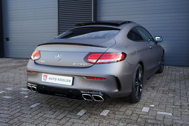 Mercedes-Benz C-KLASSE Coupé C300 AMG line /Pano/Burmester/360 cam/Full option!