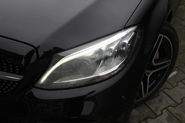 Mercedes-Benz C-KLASSE Estate 200 Business Solution AMG 184pk | Incl. 12 maanden garantie 1e Eigenaar | 360 Camera | Stoelverwarming | Apple Carplay | Sportstoelen Leer | LED verlichting | Zwarte hemel | Elektr. kofferbak | Navigatie | Cruise control | Virtual cockpit | Bomvoll