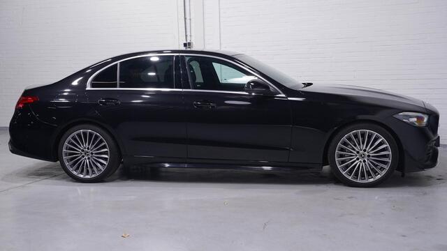 Mercedes-Benz C-KLASSE 180 AMG Line AMG-pakket ECC ACC DAB PDC v+a 1e eigenaar NAP apple-carplay digitale-cockpit camera verkeersborden herkenning 19"LMV stoelverwarming Full-map navi