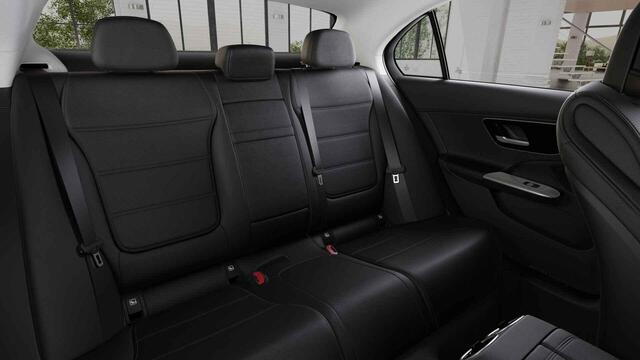 Mercedes-Benz C-KLASSE 300 e Luxury Line Limited | Trekhaak | Stoelverwarming | 360 camera | Keyless | Distronic |