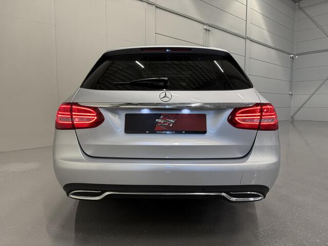 Mercedes-Benz C-KLASSE Estate 180 Exclusive 30.721km/PANO/LED/CAMERA/AMBIENT/SPORTSTOELEN H.LEER/DODE-HOEK/17"/PARKTRONIC/PRIVACY/IRIDIUMSILBER/UNIEKE AUTO/1E EIGENAAR