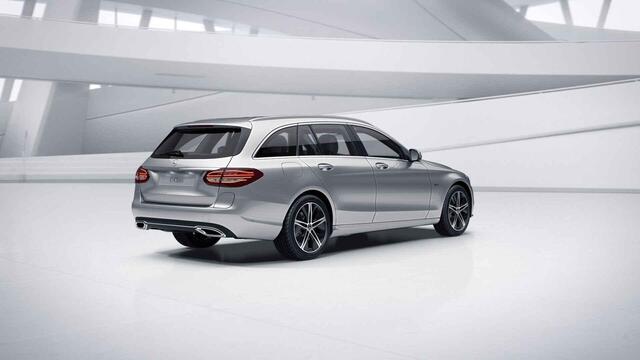 Mercedes-Benz C-KLASSE Estate 300 de Business Solution AMG Limited | Panoramadak | Widescreen | Burmester | Stoelverwarming |